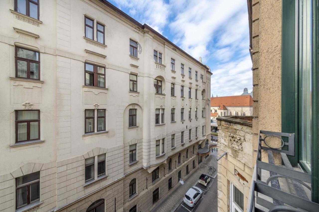 Anastasia 2 Bedrooms Apartment On Vaci Utca 부다페스트 외부 사진