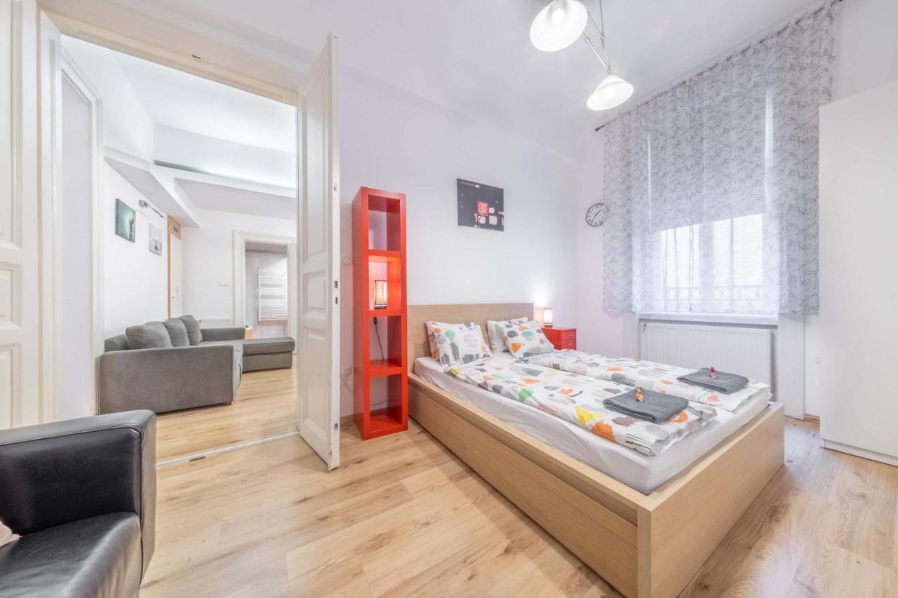 Anastasia 2 Bedrooms Apartment On Vaci Utca 부다페스트 외부 사진